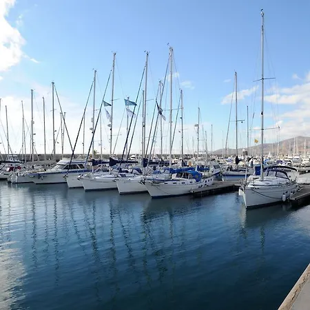 Botel Vientos Del Sur *